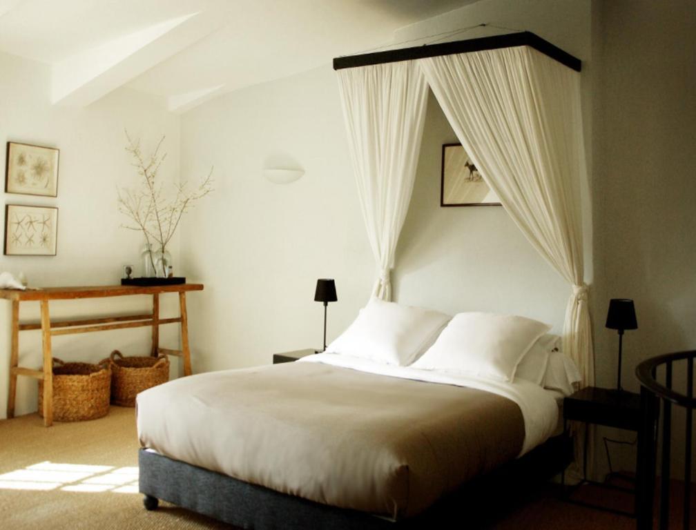 Bed and Breakfast Monte Arena Montaren-et-Saint-Médiers Exterior foto